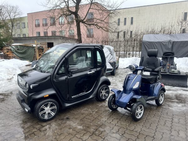Elektriline mopeedauto EV300-M1 Luqi Revolux (150Ah)
