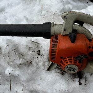 Lehepuhur varuosadeks – Stihl SH 56