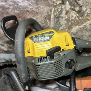 Mootorsaag varuosadeks - McCulloch Titan