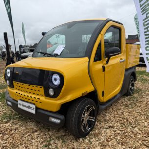 Elektriauto EV6000-Pickup Luqi Revolux 150