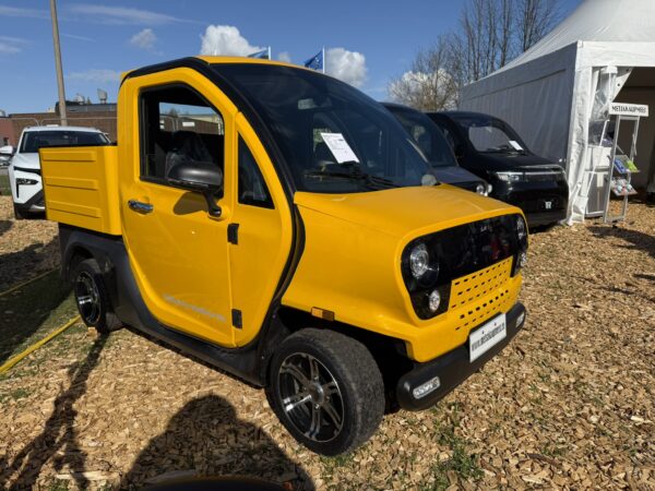 Elektriauto EV6000-Pickup Luqi Revolux 150 - Image 2