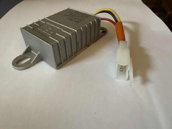 Pingemuundur (Voltage Converter) | Hecht | 704005049 - Image 2