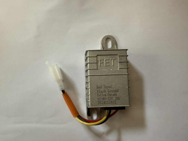 Pingemuundur (Voltage Converter) | Hecht | 704005049
