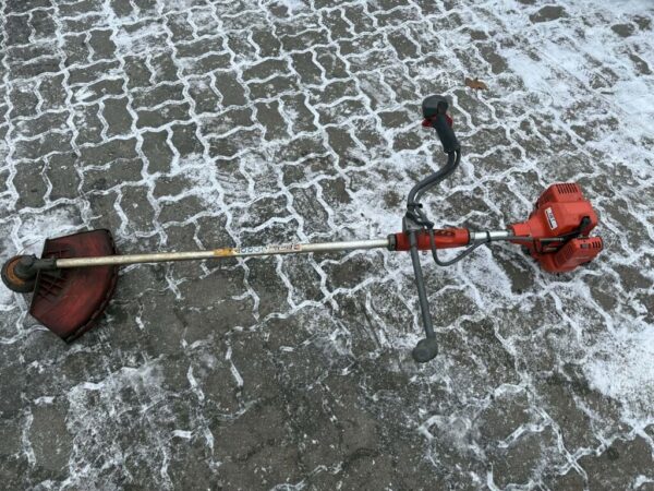 1_10_skZiVqUleIbf1764849309 Kasutatud võsalõikur Oleo-Mac 740T | 300€