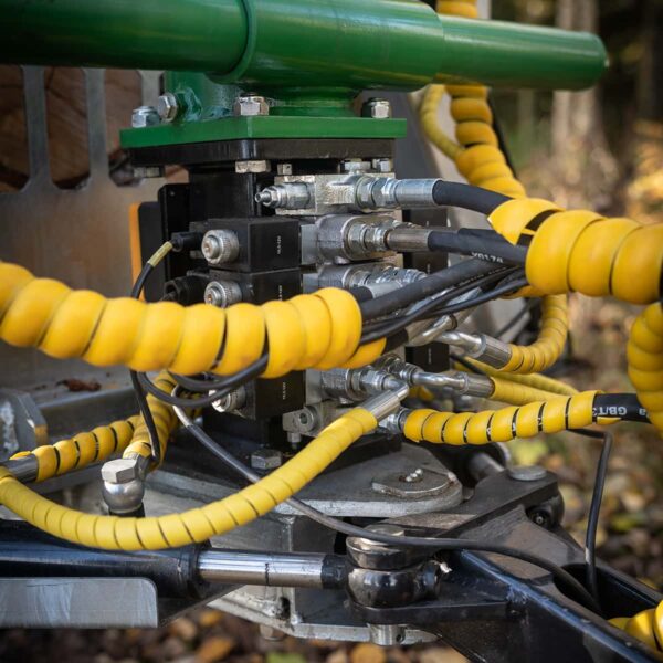 21-SV30.1 Skogsvagn ATV SV30 59 Metsaveohaagis Kellfri 21-SV30.1 3T (4.2m kraanaga)